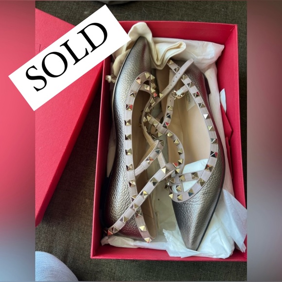 Valentino bronze ballerina flat w/ gold studs. Like NEW ! Original price $995.